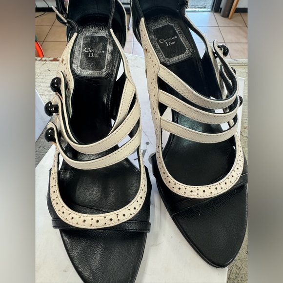 Dior Women’s Heels - Picture 3 of 9